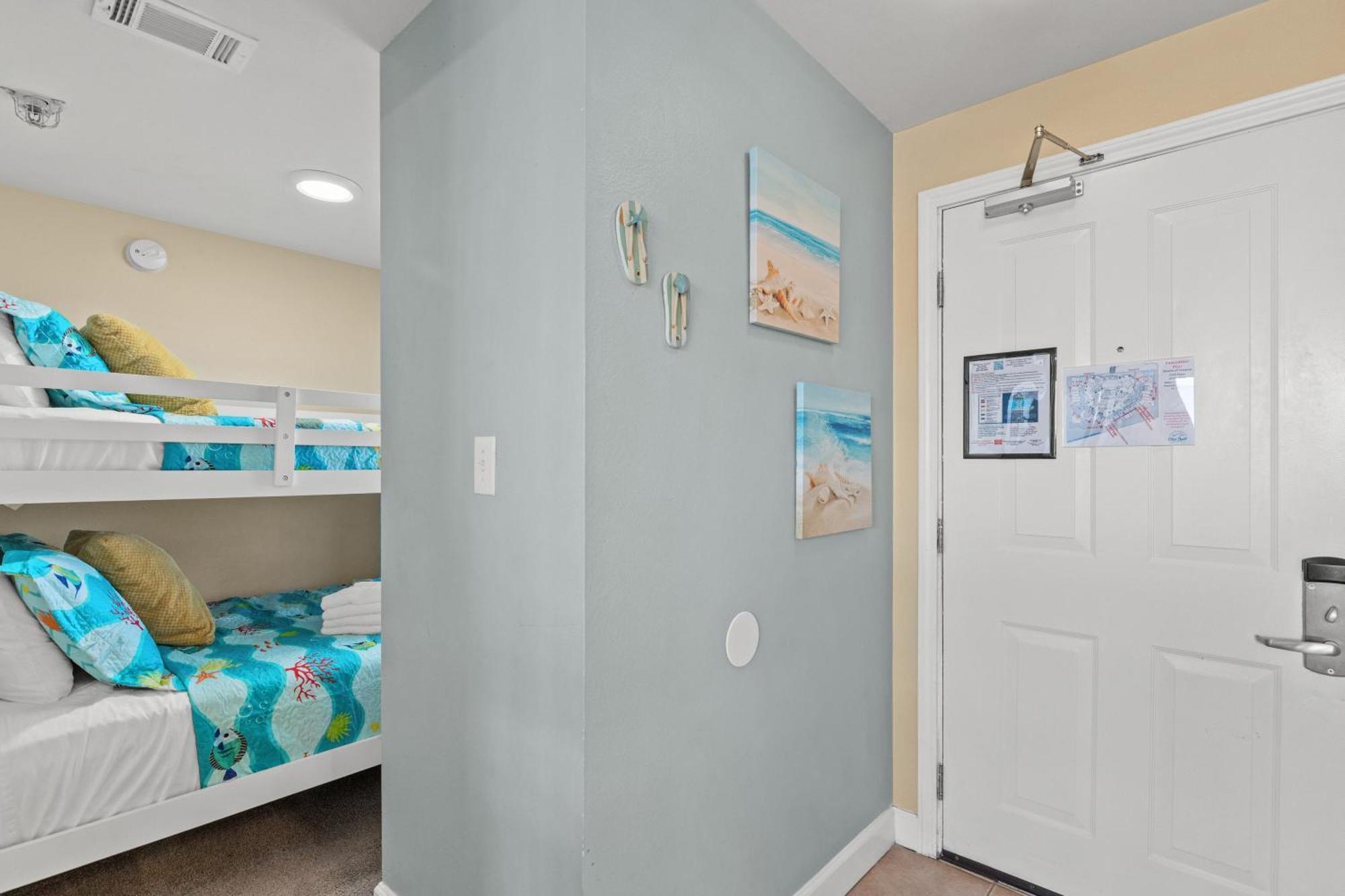 Penthouse With Beautiful Beach Views! 1 Bedroom, 2 Bathroom Penthouse! Panama City Beach Kültér fotó