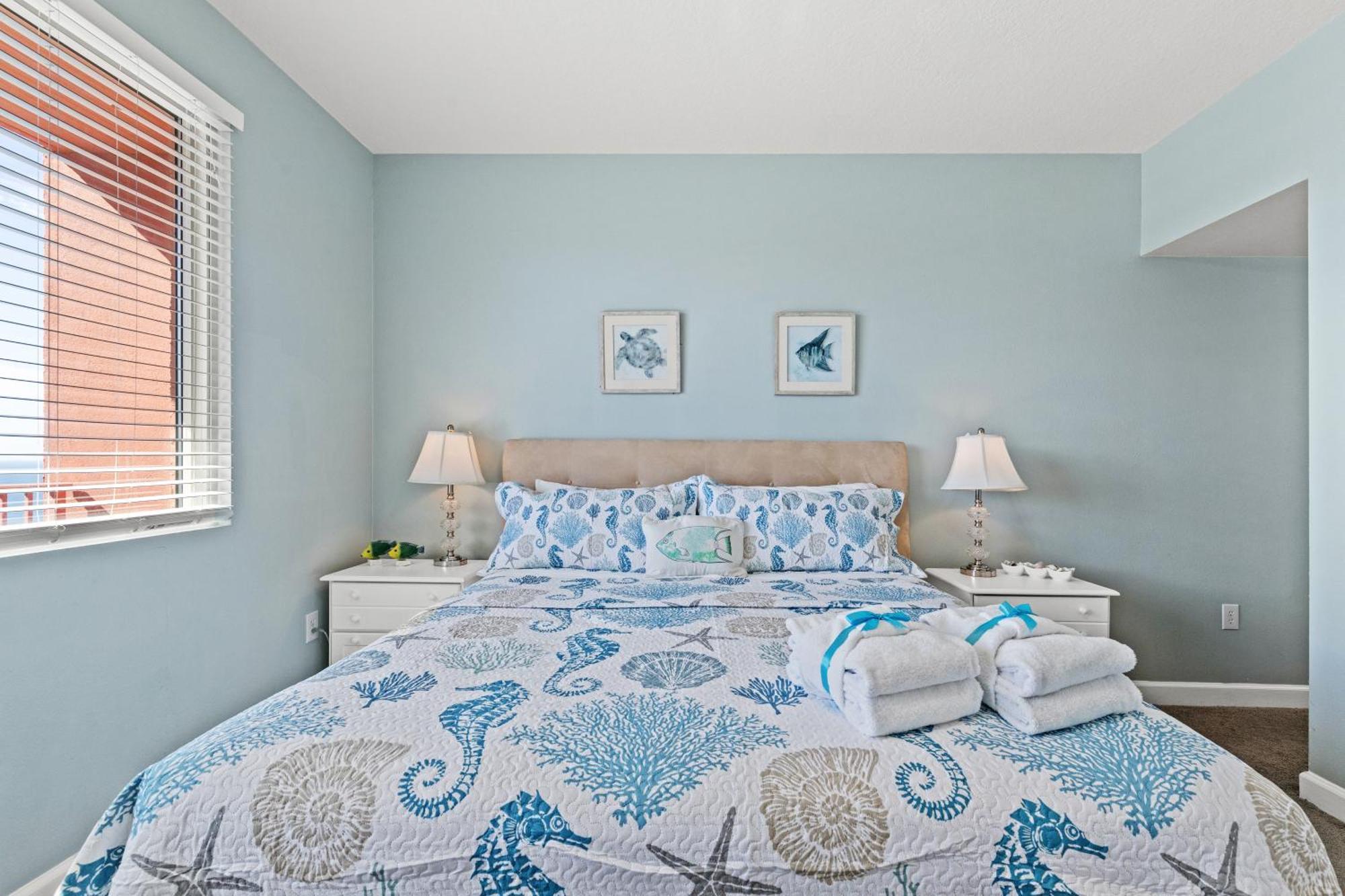 Penthouse With Beautiful Beach Views! 1 Bedroom, 2 Bathroom Penthouse! Panama City Beach Kültér fotó