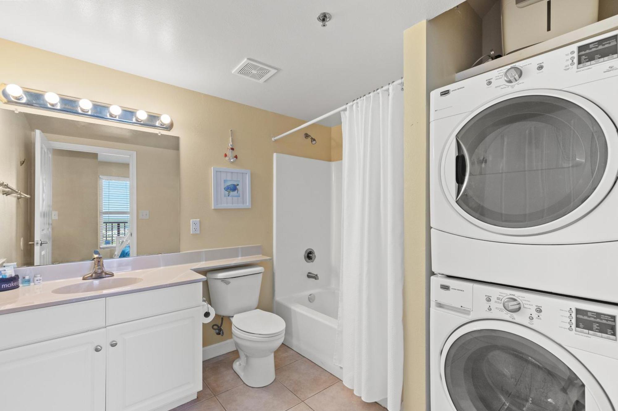 Penthouse With Beautiful Beach Views! 1 Bedroom, 2 Bathroom Penthouse! Panama City Beach Kültér fotó